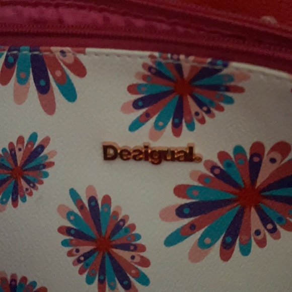 Desigual REVERSIBLE handbag.Bols_frisbee Capri. 18SAXPFL/1001 - Picture 9 of 15